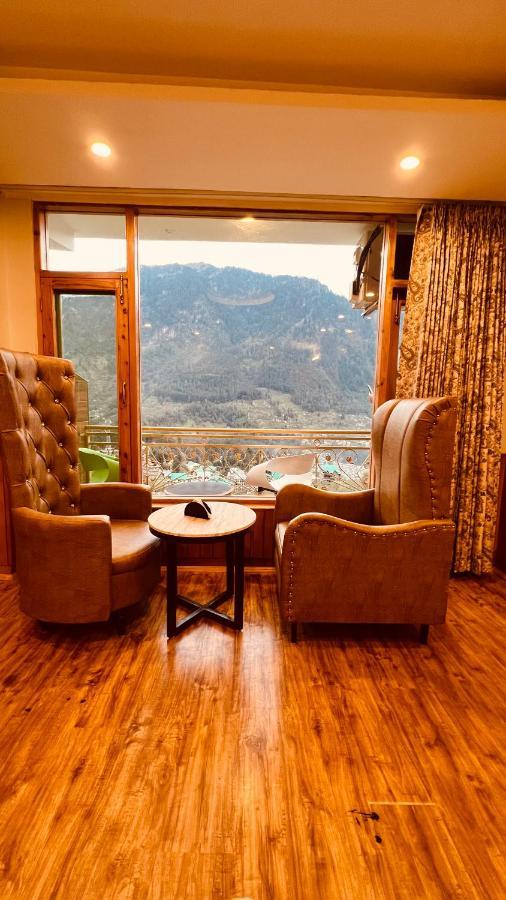 Hotel Old Smugglers With Balcony Mountain View Ac Hot And Cold Near To Hadimba Temple Near To Mall Road#Free Pick From Volvo Bus Stand Manali  Exterior photo