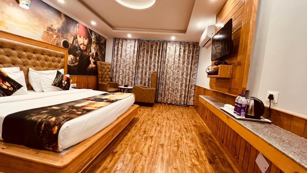 Hotel Old Smugglers With Balcony Mountain View Ac Hot And Cold Near To Hadimba Temple Near To Mall Road#Free Pick From Volvo Bus Stand Manali  Exterior photo